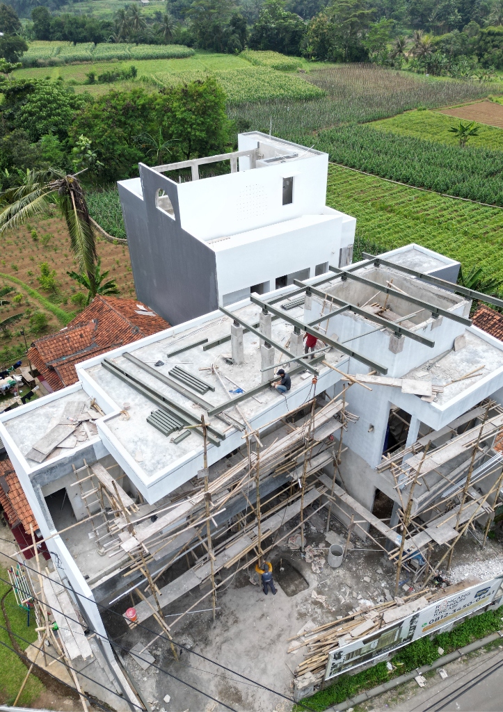 Proses Konstruksi H House Pasirmulya Bogor